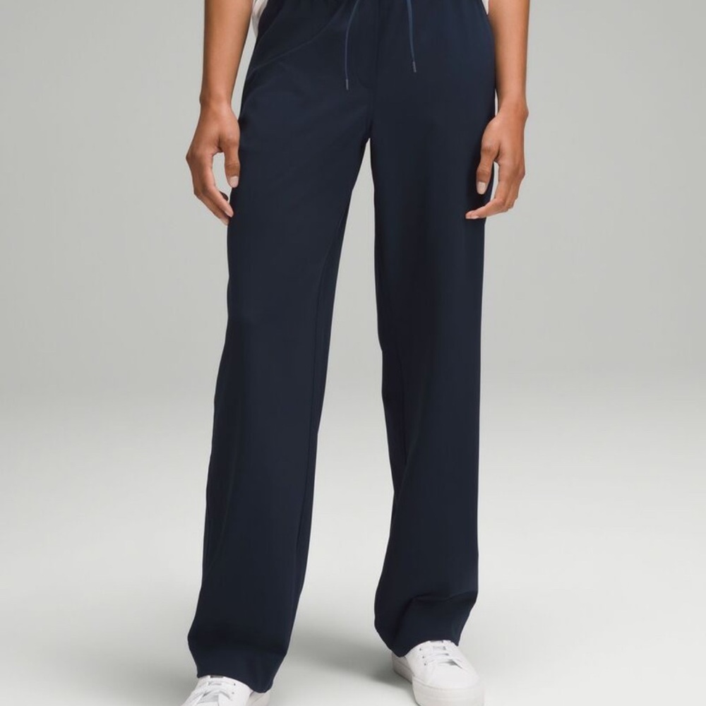 lululemon luxtreme mid rise straight leg trouser